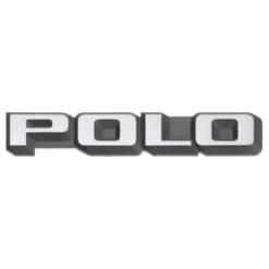 Emblème arrière POLO chromé sur fond noir pour VW Polo 2 86C hatchback trois portes avec hayon arrière vertical (10/1981-09/1990) - sans niveau de finition