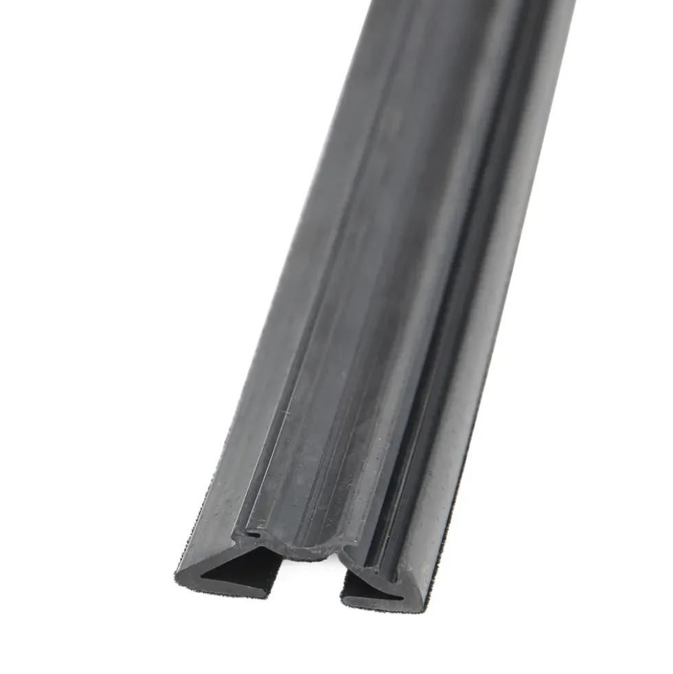 Joint guide de vitre avant droit pour Bmw Série 3 E30 Berline et Touring (01/1983-02/1994)
