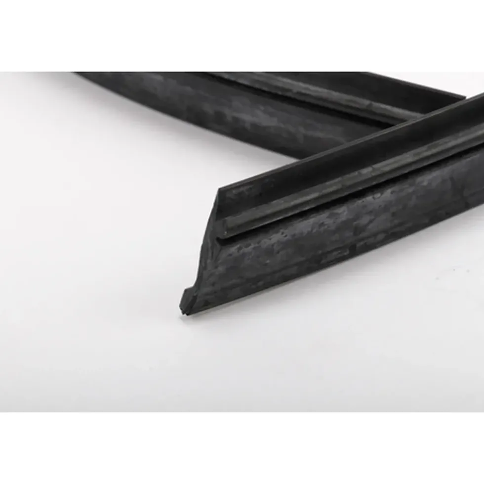 Joint lèche-vitre pour Porsche 914 (1970-1976) - côté droit