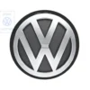 Logo VW chromé sur fond noir de malle arrière pour VW Polo 3 Classic tricorps 4 portes (05/1998-09/2001)