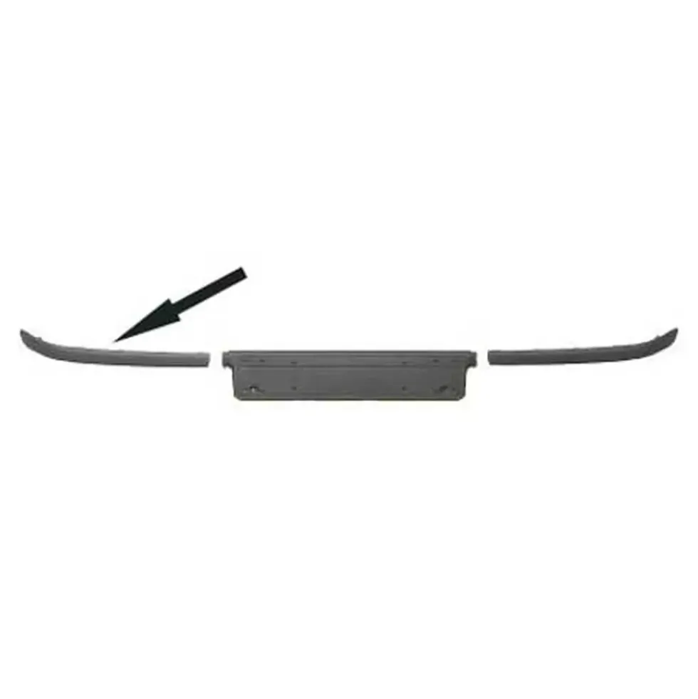 Moulure de protection noire avant droite sur pare-chocs origine pour BMW Série 3 E46 Berline et Touring phase 2 (09/2001-) - côté passager