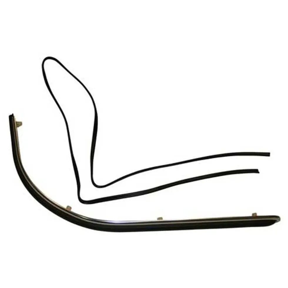 Moulure fine de parechocs arrière Porsche 911 et 912 (1965-1968)