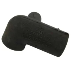 Raccord sur couvre culasse pour reniflard d'huile