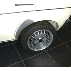 Sabots extensions d'ailes pour VW Golf 1