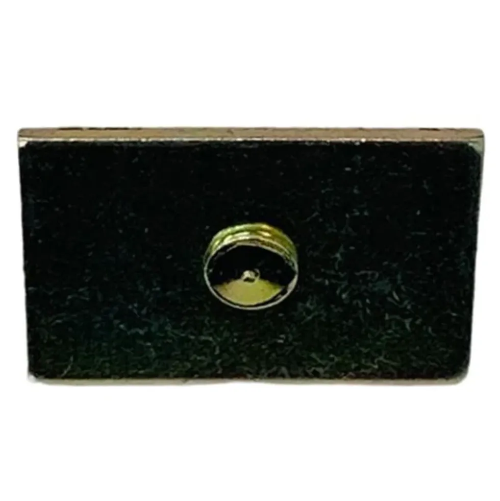 Vis de fixation en métal de baguettes inférieures de protection latérale pour BMW Série 02 E10 phase 1 et 2 (03/1971-07/1977)